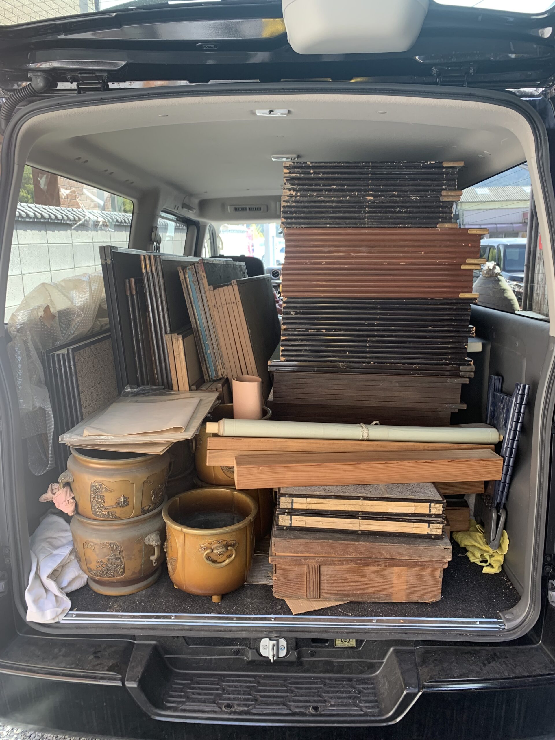 1年前に購入しましたが乗ったのは3ヶ月くらいです屋根つきの場所で保管してました 灘区味泥町に月極駐車場がNEW OPEN！✨ 「もっこす工場店」から徒歩 自転車本体